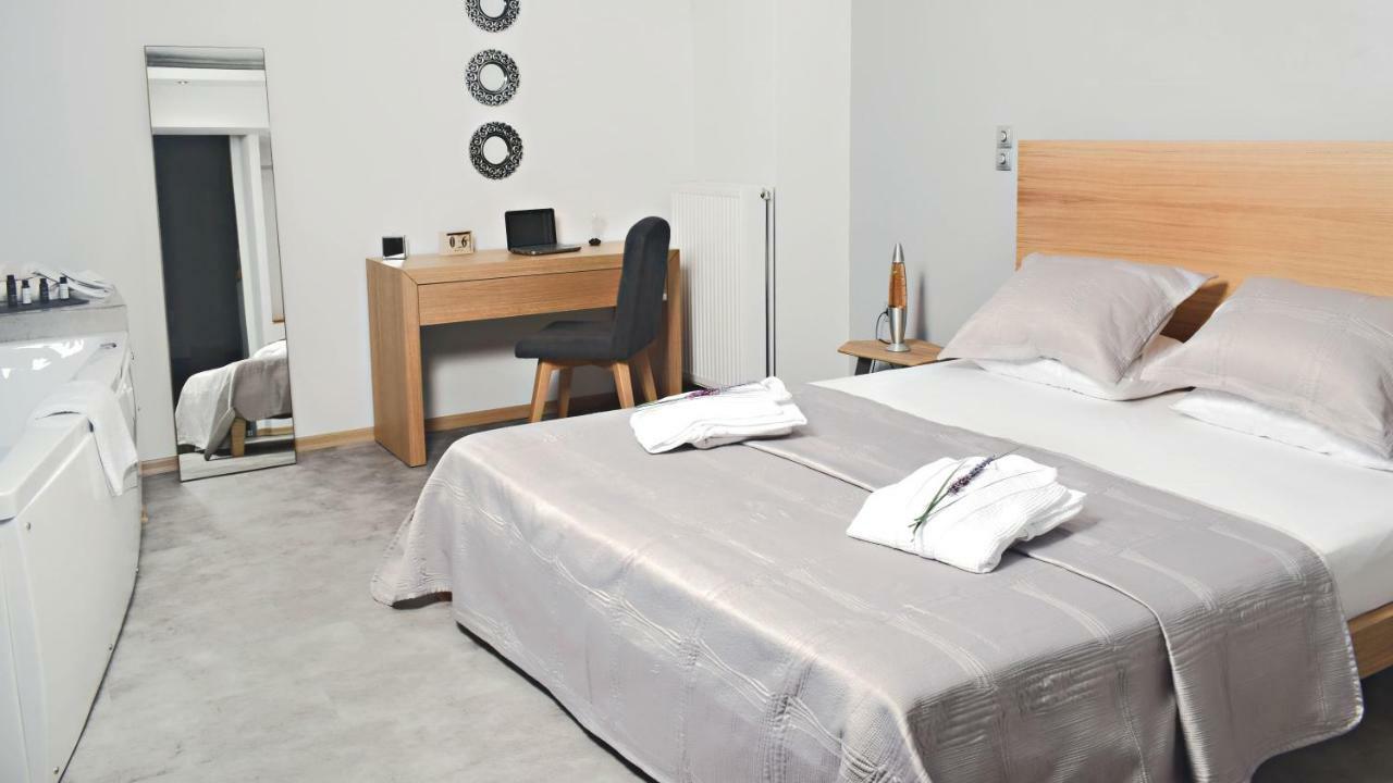 Beautiful People Suites Athens Acropolis View Ngoại thất bức ảnh